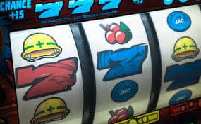 Sic Bo betting board layout showing number combinations
